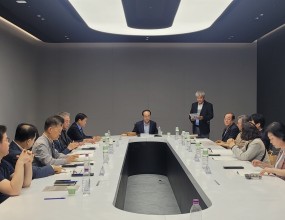 (사)동대문패션타운관광특구협의회 정기총회(5.28)

▲  동대문패션타운관광특구협의회 정기총회에서 평화시장 김충권대표를 13대 회장으로 선임하다